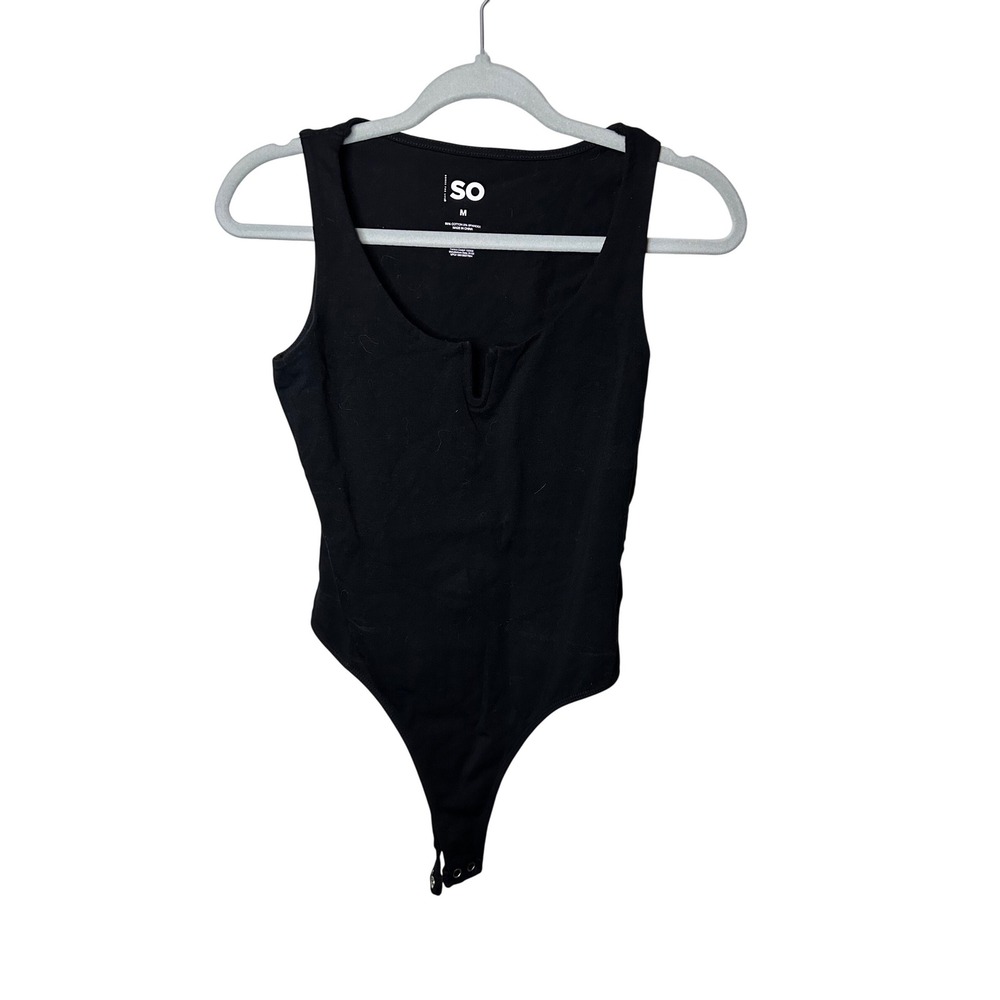 SO‎ Black Sleeveless Notched Neckline Bodysuit Size Medium Snap Closure Fitted